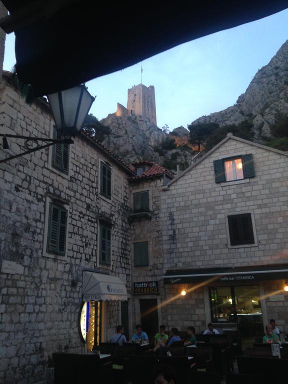 Gala Apartments Omiš Kültér fotó