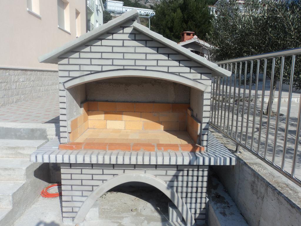 Gala Apartments Omiš Kültér fotó