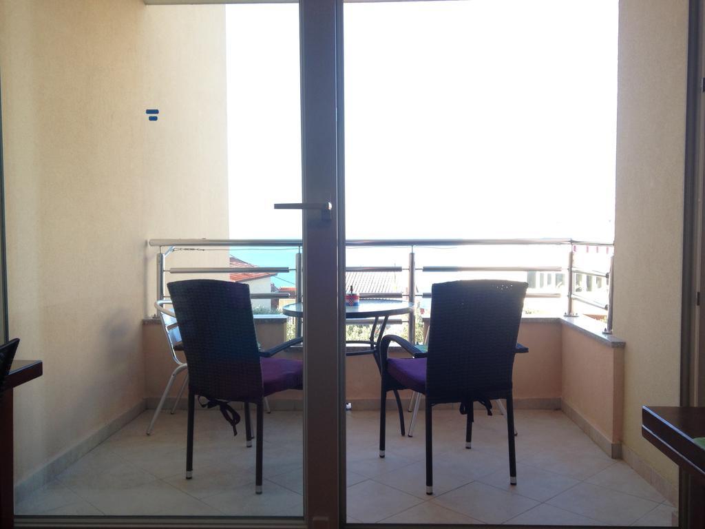 Gala Apartments Omiš Kültér fotó