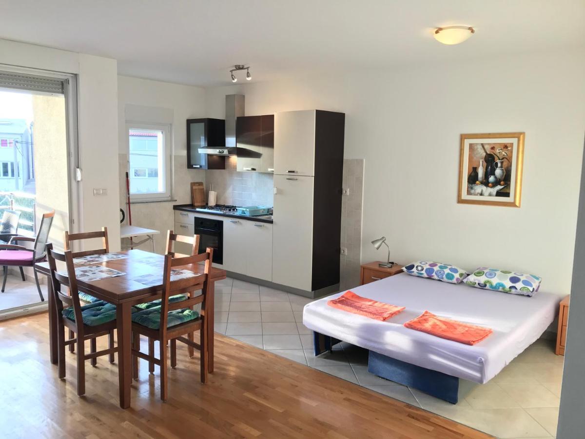 Gala Apartments Omiš Kültér fotó