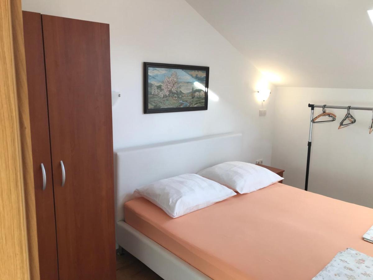 Gala Apartments Omiš Kültér fotó