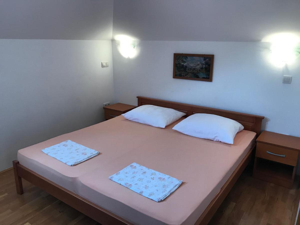 Gala Apartments Omiš Kültér fotó