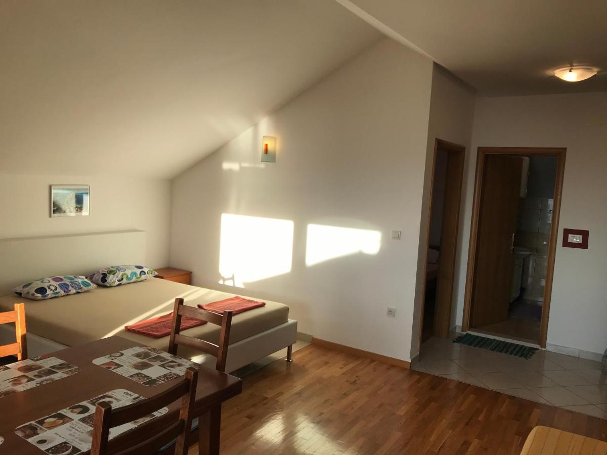 Gala Apartments Omiš Kültér fotó